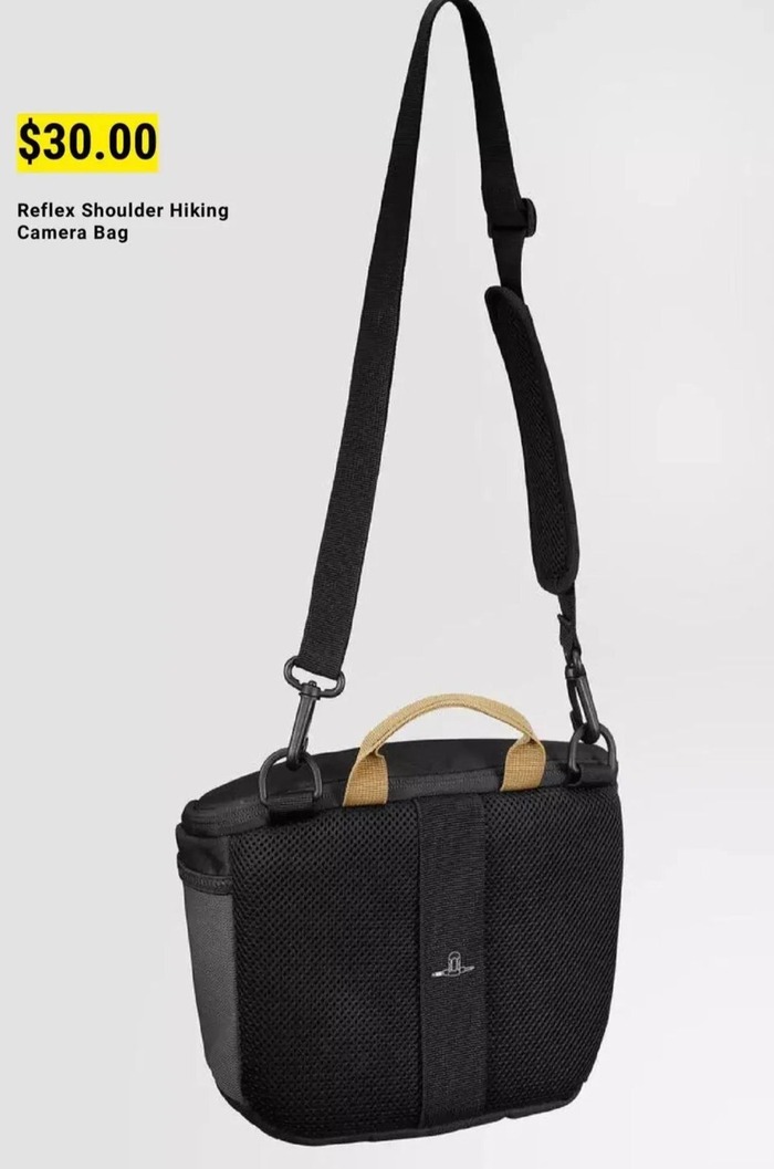 Reflex Shoulder Hiking Camera Bag offers at $30 in Decathlon
