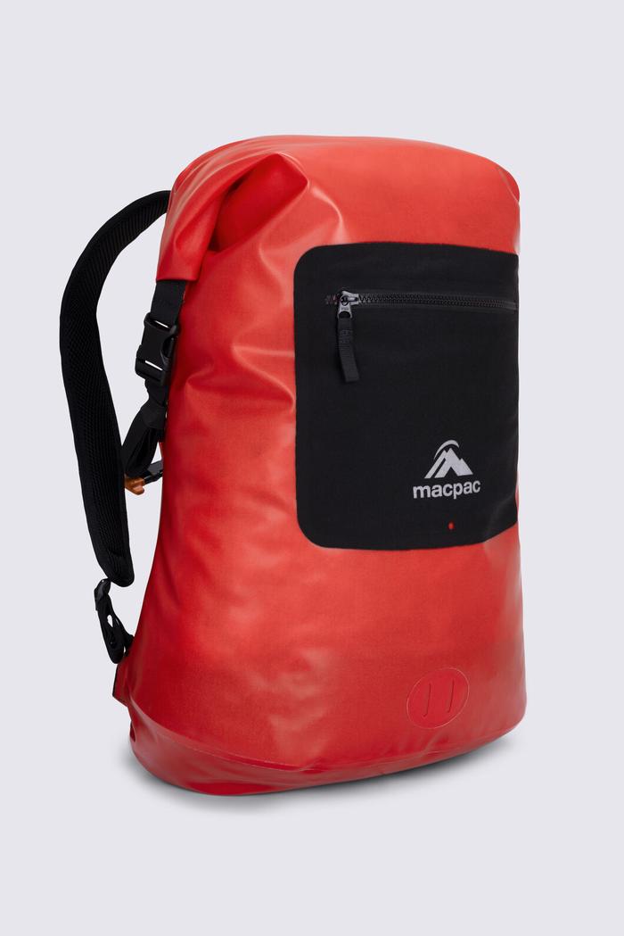 Macpac Wētā 25L Waterproof Backpack offers at $249.99 in Rays Outdoors