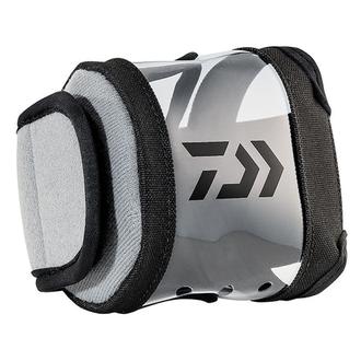 Daiwa Tactical View Reel Cover XL offers at $32.99 in Compleat Angler