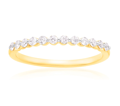 Halo 18ct Yellow Gold 0.25 Carat tw Diamond Band offers in Mazzuchelli's