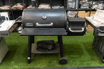 Clearance Sale - Broil King Off Set Smoker BBQ offers in Joe's Barbeques & Heating