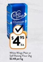 White Wings - Plain Or Self Raising Flour 2kg offers at $4.95 in Foodworks