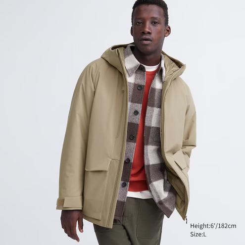 Hybrid Down Parka offers at $199.9 in Uniqlo