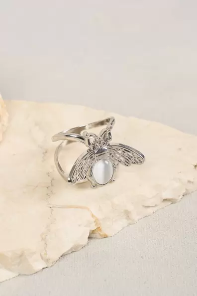Silver Bee Scarf Ring offers at $39.99 in Blue Illusion
