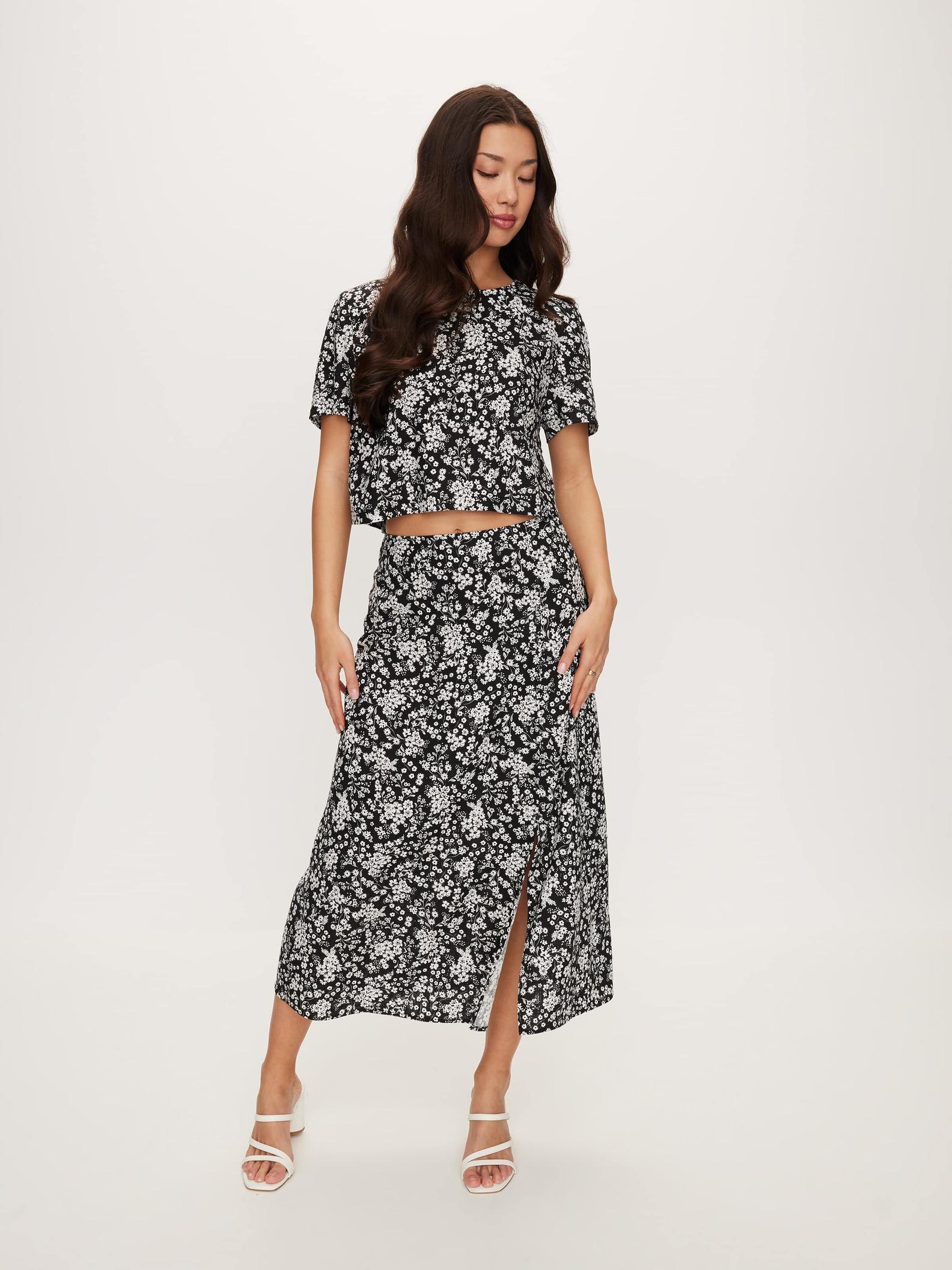 Linen Blend Lara Split Midi Skirt offers at $48.96 in Dotti
