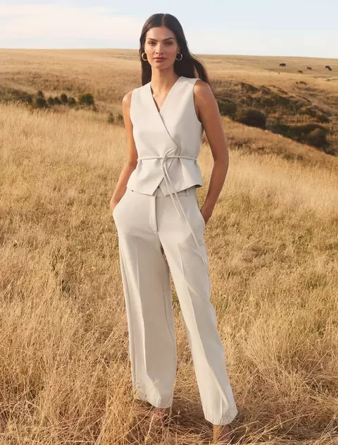 Cari Straight-Leg Pants offers at $109.99 in Forever New